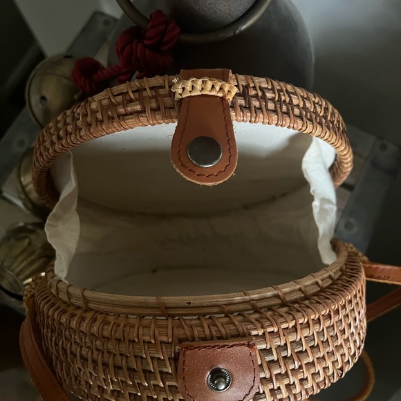 Round Wicker Rattan Shoulder Bag Purse Bohemian - Picture 3 of 5